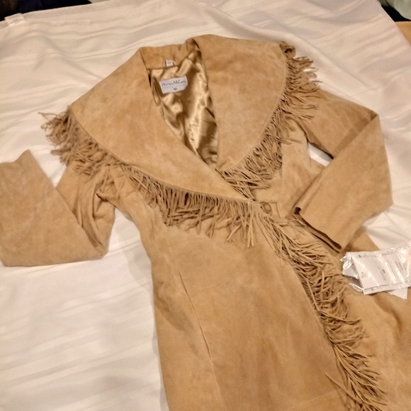 NEW Pamela McCoy Tan Leather Coat with Fringe - Picture 2 of 8